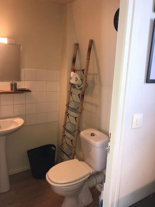 Appartement En Duplex Situe A La Limite Tours Saint-Pierre-des-Corps Extérieur photo
