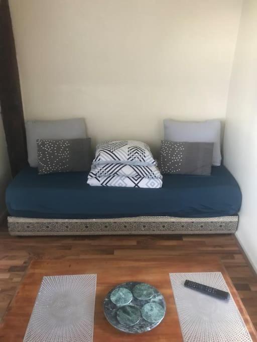 Appartement En Duplex Situe A La Limite Tours Saint-Pierre-des-Corps Extérieur photo
